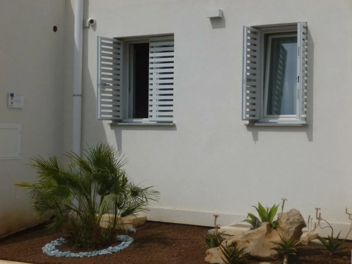 Charm Holiday Terrasini 0*,  Italien