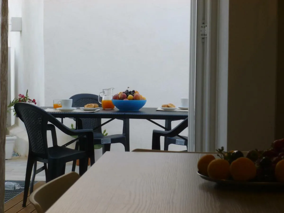 Charm Holiday Terrasini