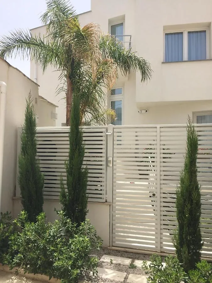 Charm Holiday Terrasini
